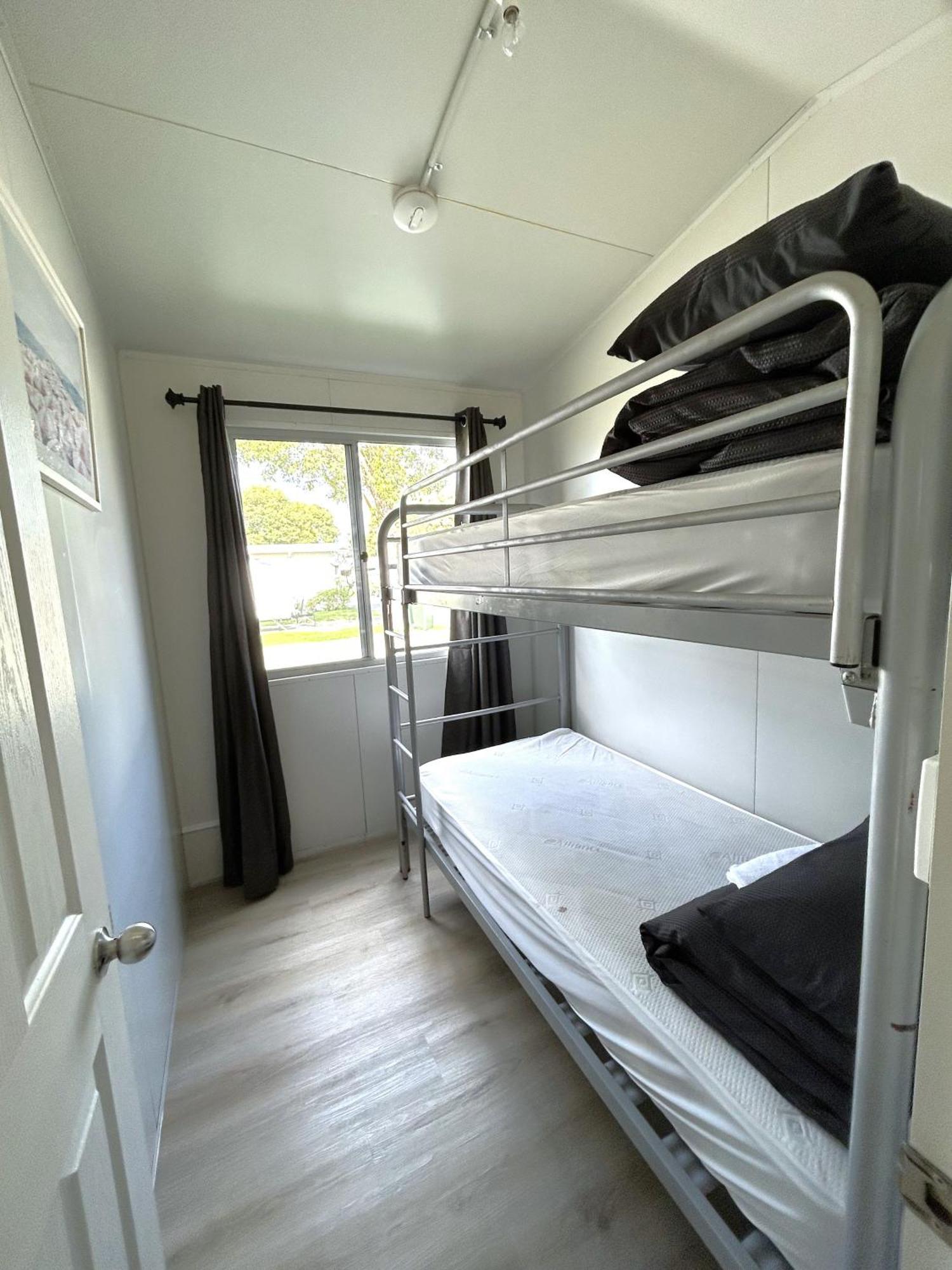Mandurah Coastal Holiday Park Екстериор снимка